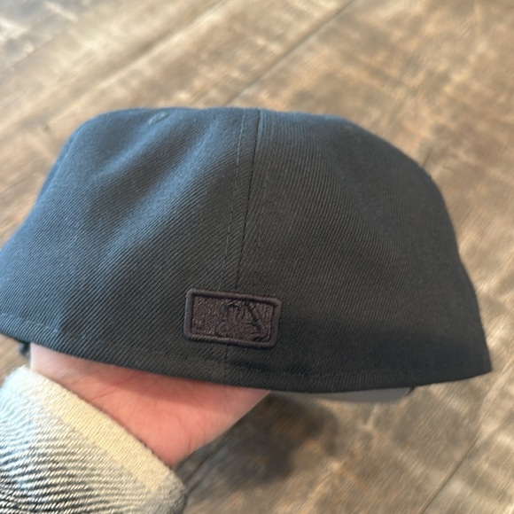 Mens hat LA - Picture 6 of 6